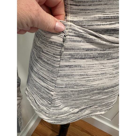 Lululemon Long Sleeve Top - Picture 6 of 7